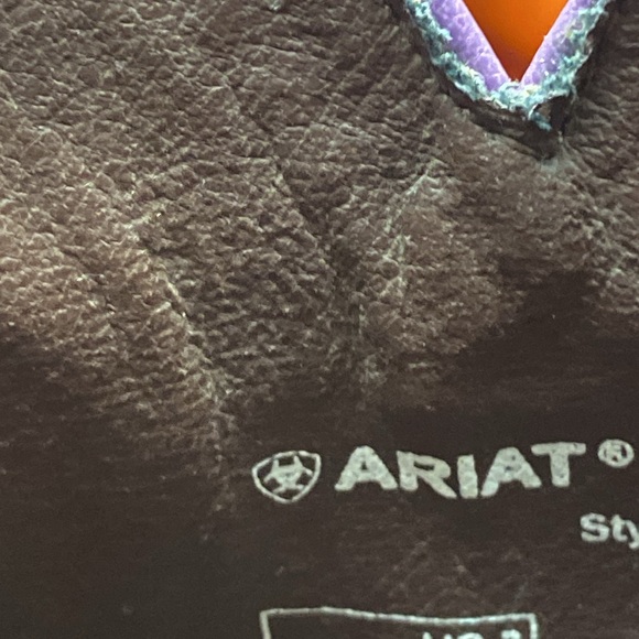 Girls Ariat Boots SZ 3 - Picture 7 of 7